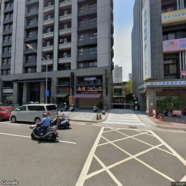 南隆小兒科診所 街景外觀