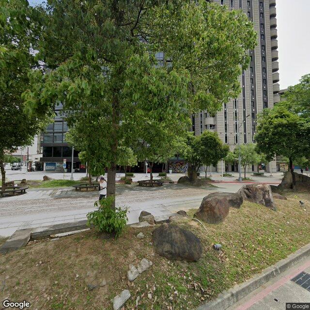 台新美學牙醫診所 街景外觀
