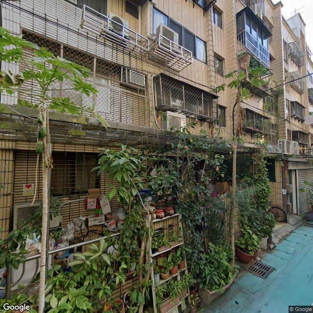 建豐牙醫診所 街景外觀