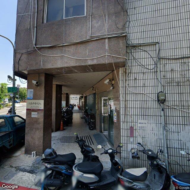 信安中醫診所 街景外觀