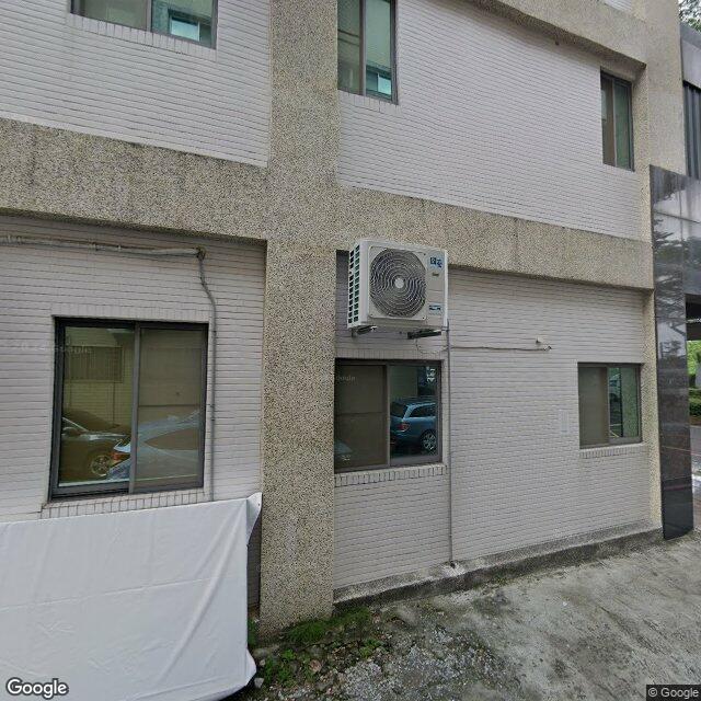 易鴻中醫診所 街景外觀