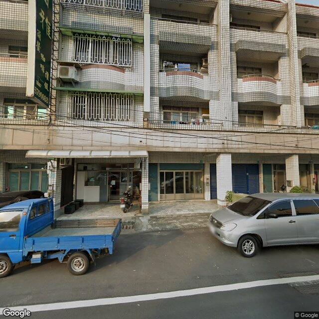 隆安牙醫診所 街景外觀