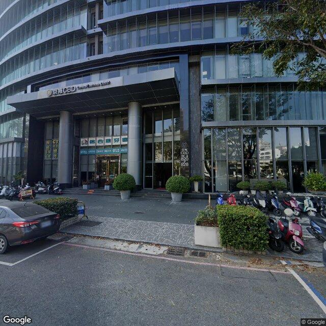 雄高信合美牙醫診所 街景外觀