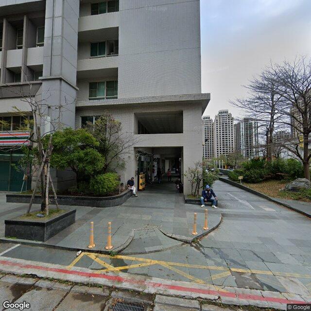 敏華牙醫診所 街景外觀