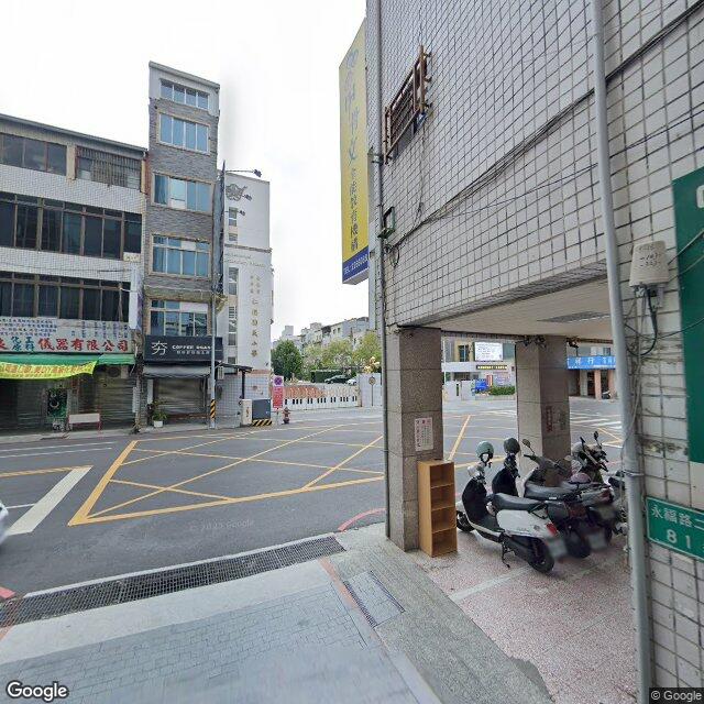 崇名牙醫診所 街景外觀