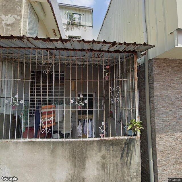 新市鄉仁愛牙科診所 街景外觀