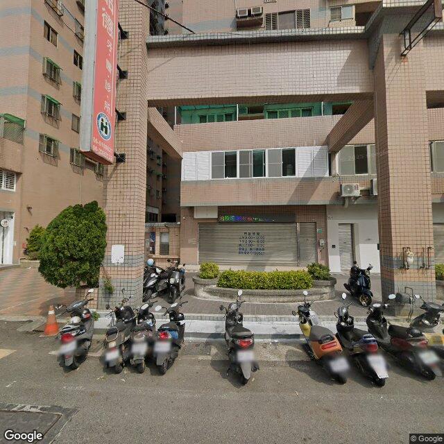 品德牙醫診所 街景外觀