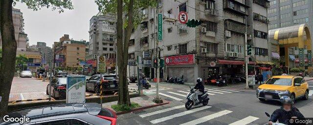明湖牙醫診所 街景外觀