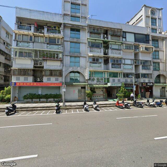洪小兒科診所 街景外觀