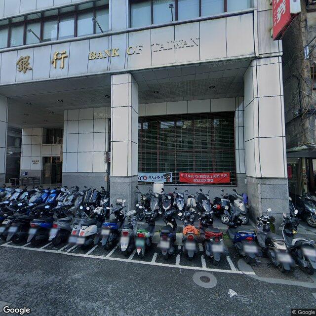 和泰內科診所 街景外觀