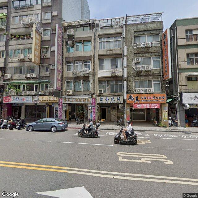 葉小兒科診所 街景外觀
