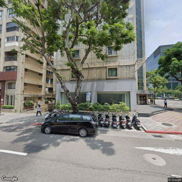 秀仁整形外科診所 街景外觀