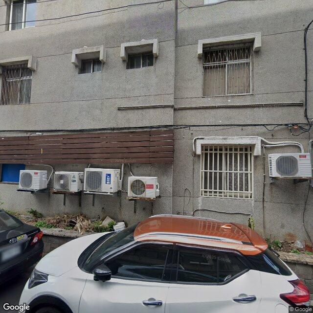 志明眼科診所 街景外觀