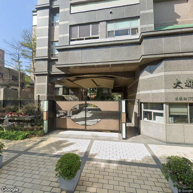 聖約翰婦產科診所 街景外觀