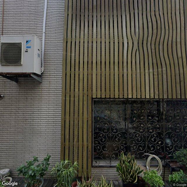 李全忠診所 街景外觀