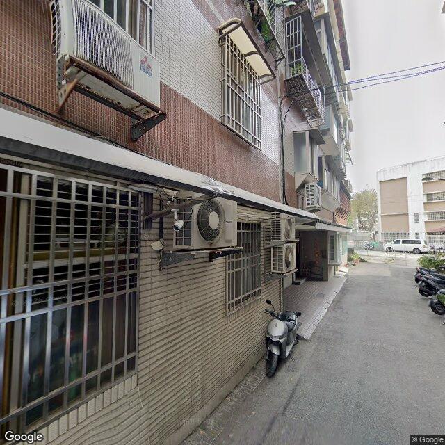 日月辰心牙醫診所 街景外觀